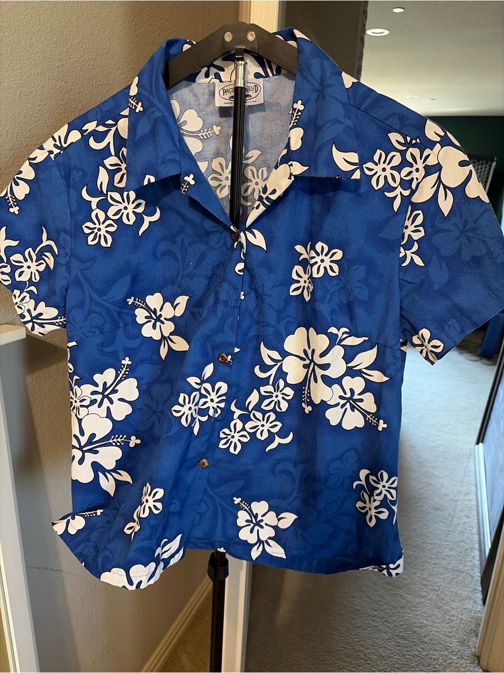 Pacific Standard Junior’s Blue Floral Short-Sleeve Shirt - Hawaiian Style